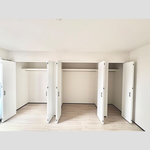 亀崎高根町6丁目戸建の内装写真