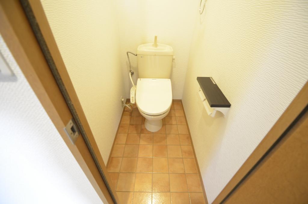 トイレ　シャワー付トイレ