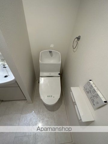 ＪＲ横浜線 大口駅 徒歩6分 3階建 築9年のトイレ写真