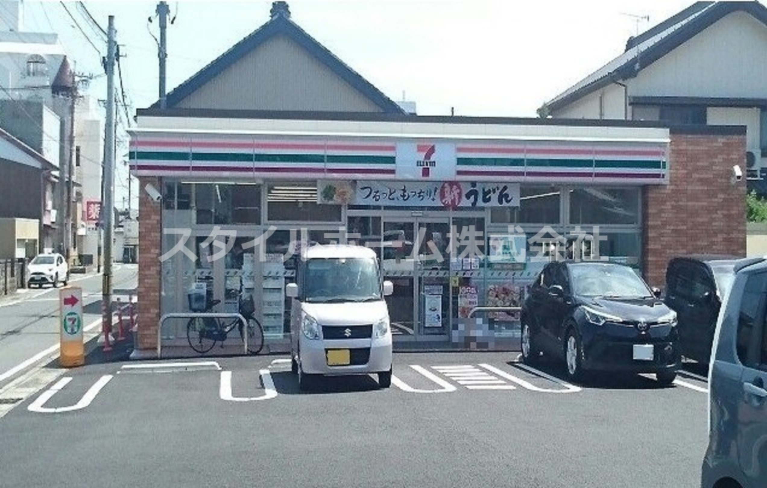 コンビニ　セブン-イレブン 豊川国府町店（コンビニ）まで728m