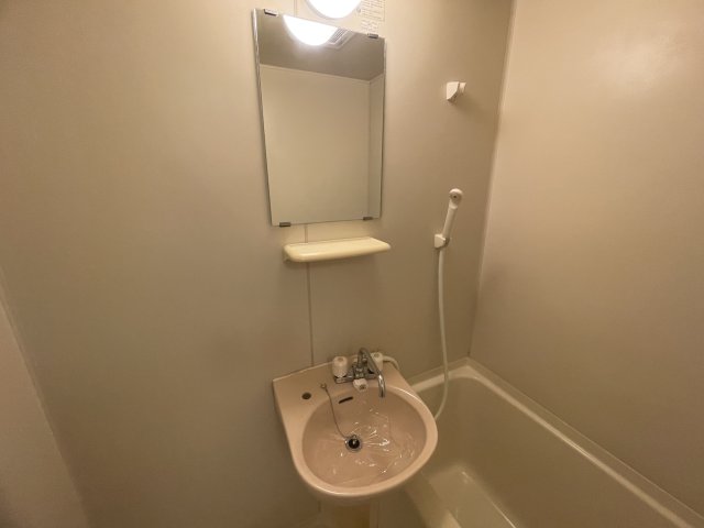 灘南ビルの内装写真