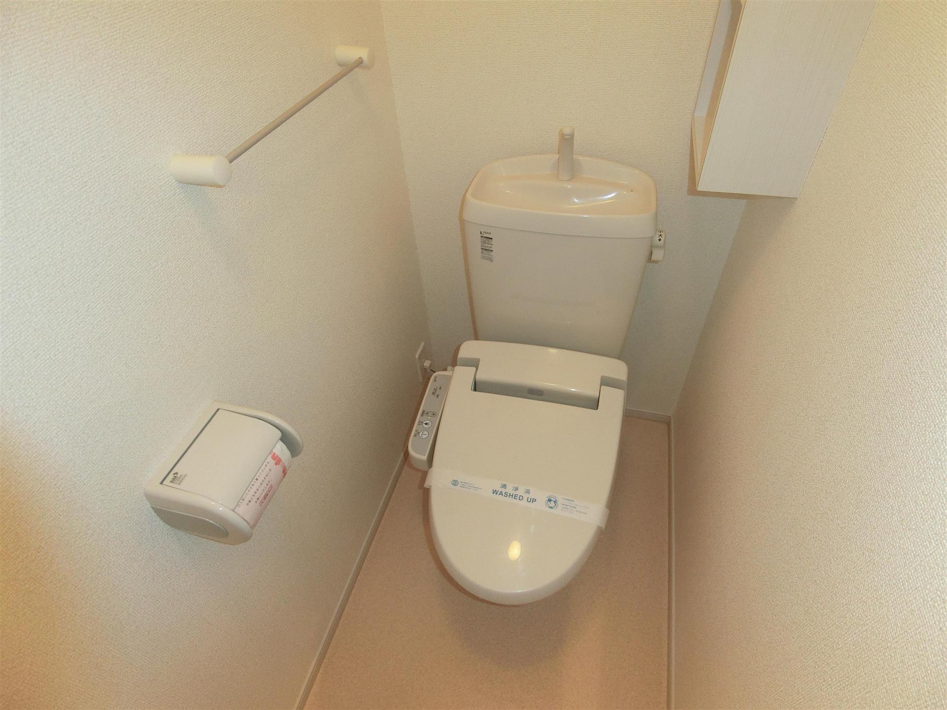 トイレ　ウォシュレット付きの洋式トイレ♪