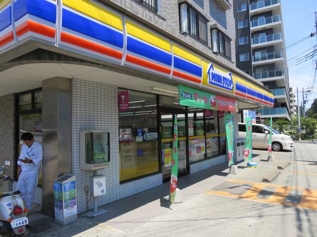 コンビニ　ミニストップ（コンビニ）まで476m