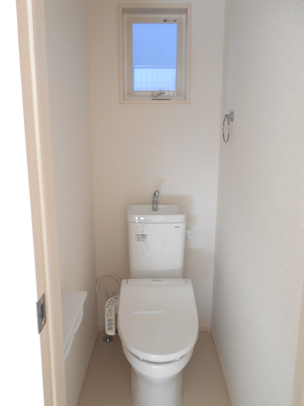 ナリトモ仁戸名Cのトイレ写真