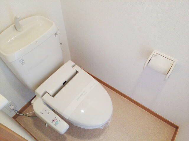 【サンセールのトイレ】