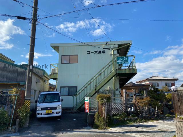 コーポ高塚の建物外観