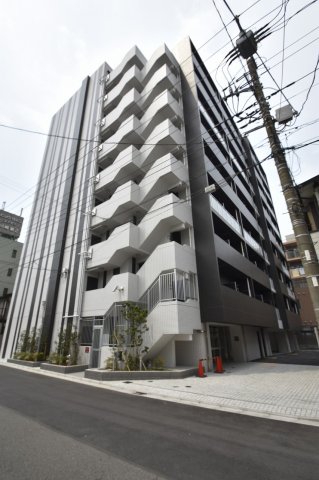 【川崎市川崎区浜町のマンションの建物外観】