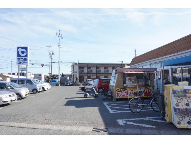 【豊川市御津町広石のアパートのスーパー】