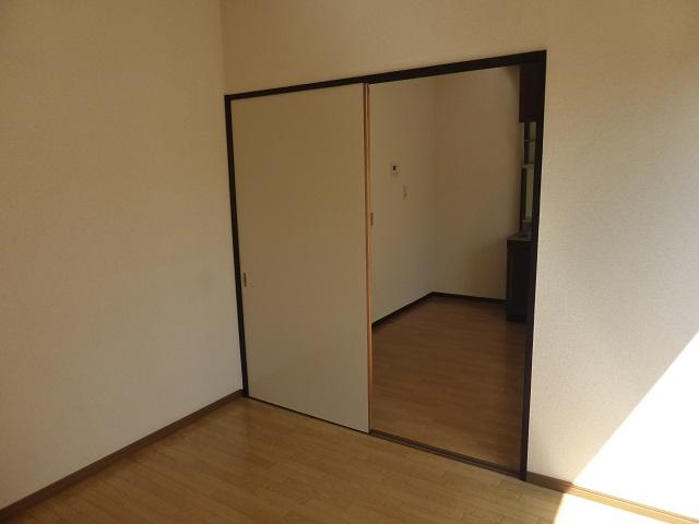 居室・リビング　洋室