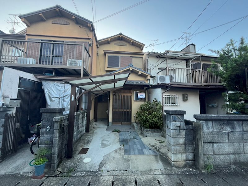 樫原前田町17-6貸家の建物外観