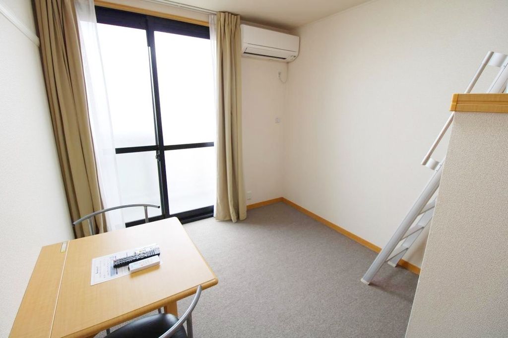 居室・リビング　★駐輪場完備★