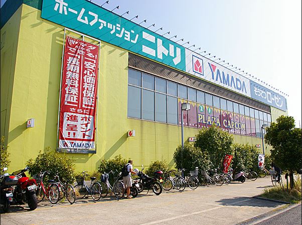 【横浜市中区根岸旭台のマンションのショッピングセンター】