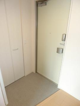 プレジール　玄関　玄関