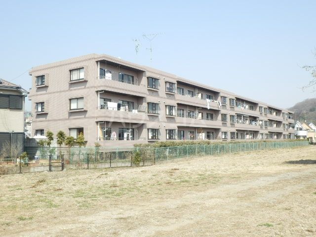 レジデンス元木の外観