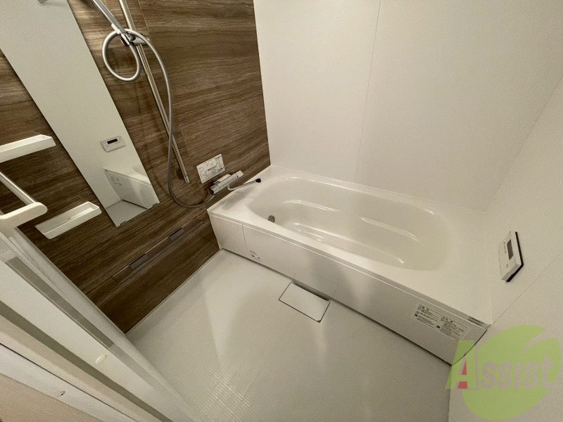 バス・シャワールーム　お風呂になります。一日の疲れを癒してくださいね。