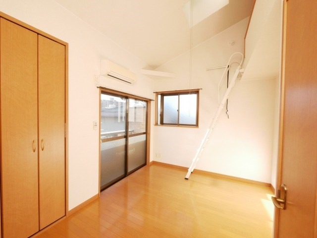 居室・リビング　別号室イメージ