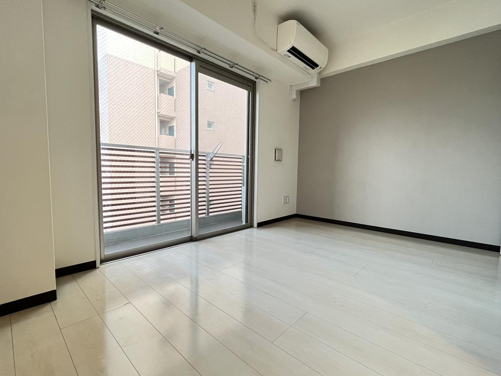 居室・リビング　※同建物別部屋