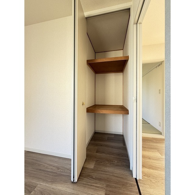 収納　５．４帖洋室の収納です♪