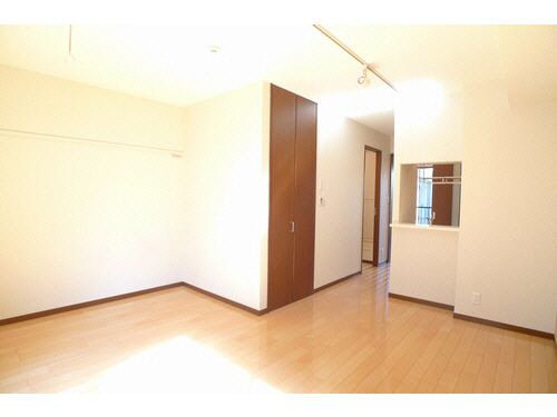 居室・リビング　カウンターキッチン