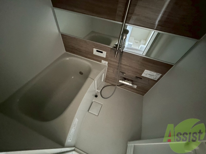 バス・シャワールーム　清潔感ばっちりです。くつろいで一日の疲れを癒しましょう。