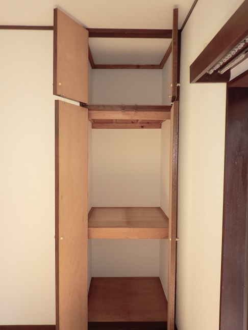 収納　洋室収納の内部