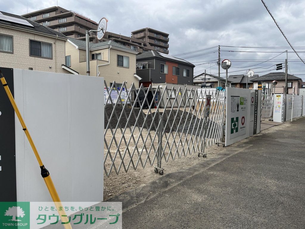 エントランス　駐車場