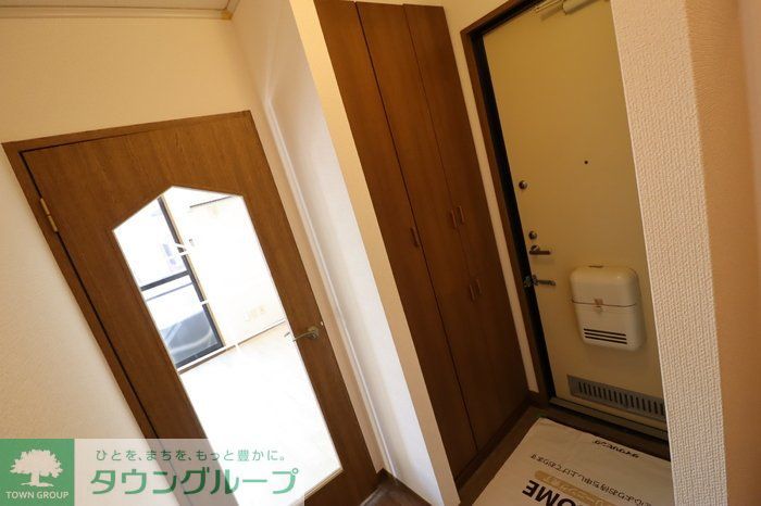 玄関　お問合せはタウンハウジングまで！※現地待合わせ相談可能