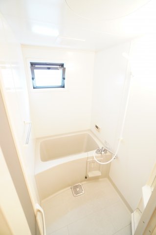 バス・シャワールーム　※同物件・同タイプの写真です。