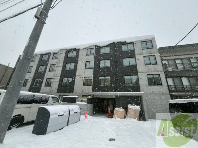 建物外観　札幌市西区八軒三条西「ＲＩＴＺ　ＧＲＡＮＤＥ　八軒」