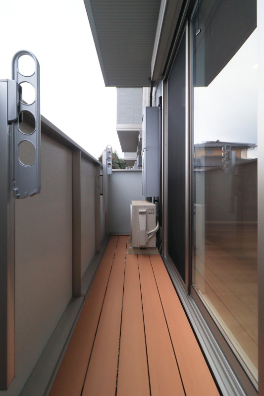 バルコニー　図面と現状に相違がある場合には現状を優先