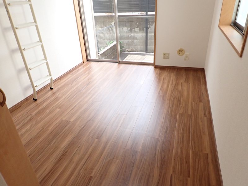 居室・リビング　ロフト付のお部屋です