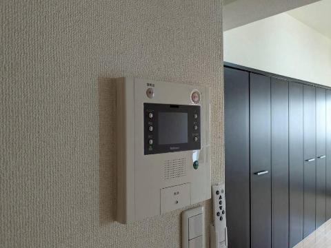 セキュリティ　カメラ付インターホン