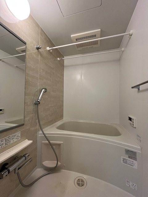 バス・シャワールーム　追い焚き機能付き浴室です。