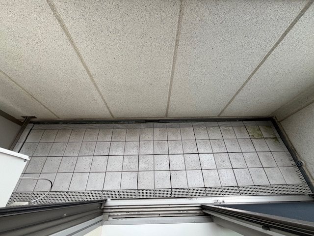 バルコニー　南向きで日当たり良好です。