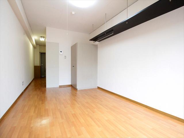 居室・リビング　松山市清水町　カローラ清水町　リビング