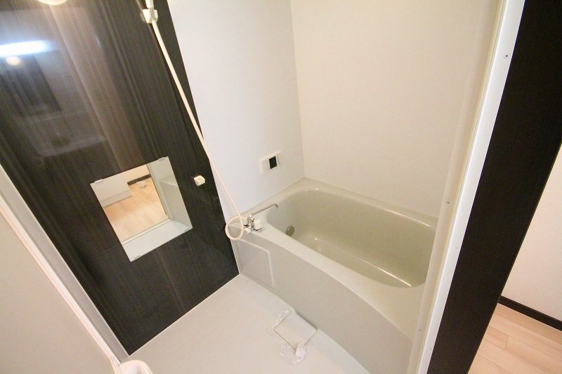 バス・シャワールーム　※同物件別号室の写真になります
