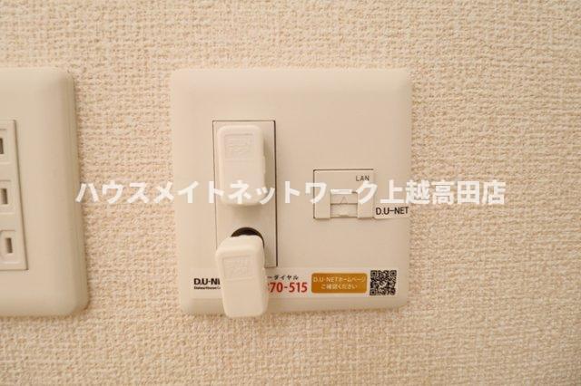 その他共有部分　ネット無料（参考同型102号室室内写真）