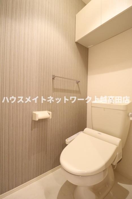 トイレ　温水洗浄暖房便座（参考同型102号室室内写真）