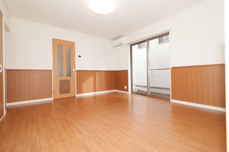 居室・リビング　図面と現状に相違がある場合には現状を優先