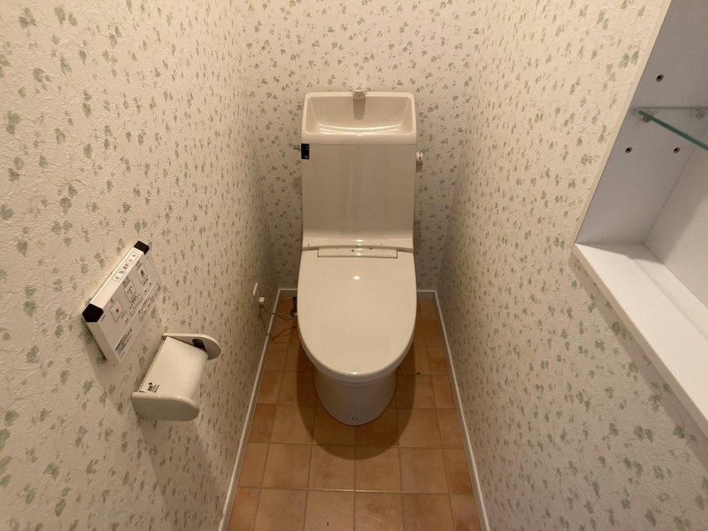 トイレ　トイレ