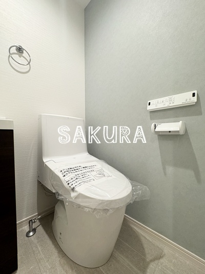 トイレ　嬉しい温水洗浄便座♪