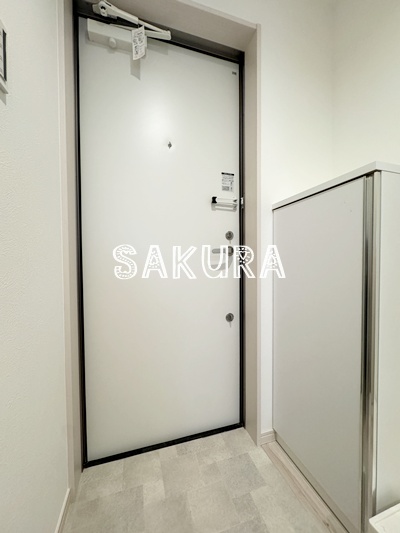 玄関　収納豊富なシューズボックスです♪