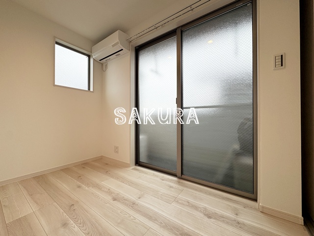 その他設備　室内エアコン付き♪