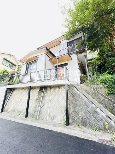 建物外観　ファミリーにおすすめの戸建てです☆