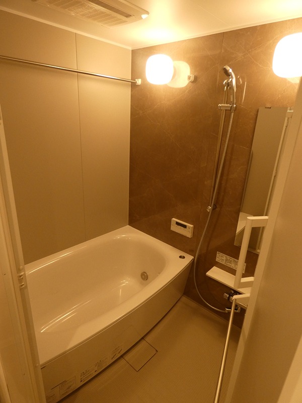 バス・シャワールーム