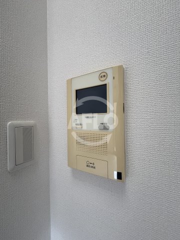 セキュリティ　レジディア新大阪II　インターホン