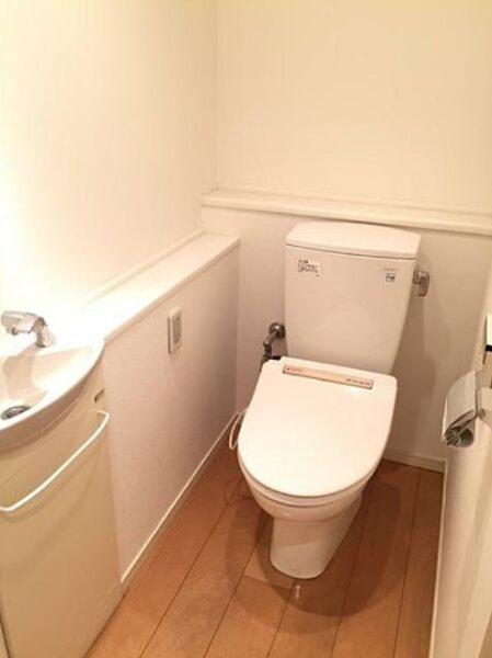 トイレ　別部屋参考写真