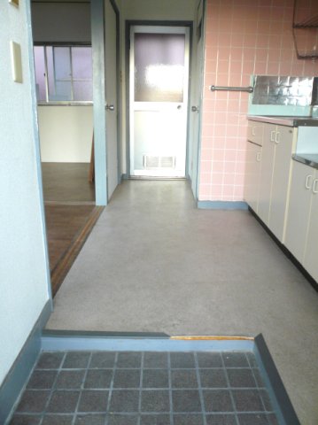 玄関　落ち着いた玄関です