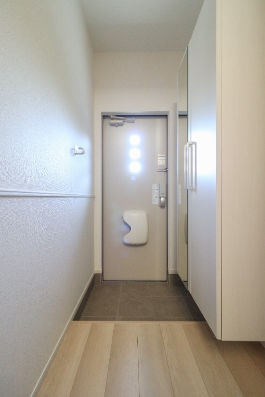 玄関　図面と現状に相違がある場合には現状を優先