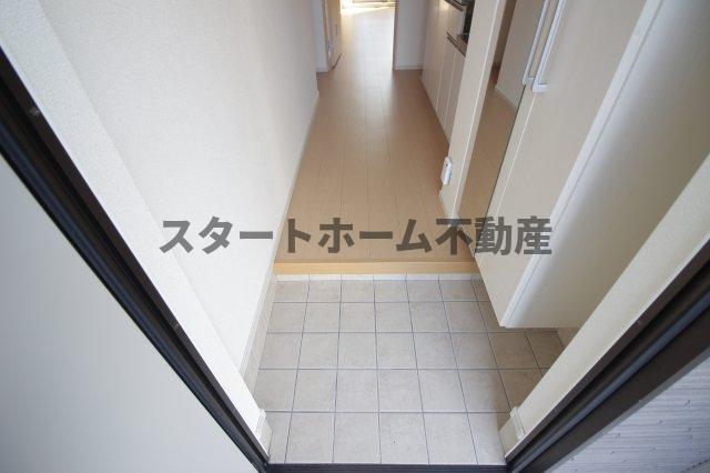 玄関　落ち着いた玄関です